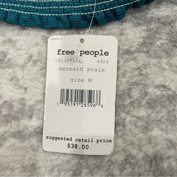NWT Free People Green Beverley Halter Top - Picture 9 of 10